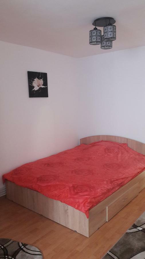 Melody Apartment Alba Iulia Eksteriør bilde