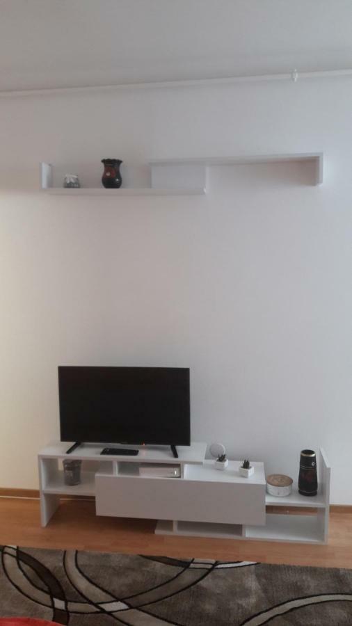 Melody Apartment Alba Iulia Eksteriør bilde